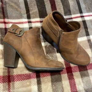 Heeled ankle booties